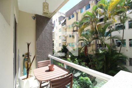 Varanda de apartamento à venda com 2 quartos, 55m² em Jacarepaguá, Rio de Janeiro