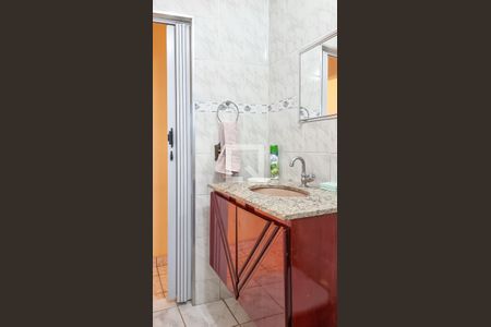 Casa à venda com 100m², 3 quartos e 1 vaga Casa à venda com 100m², 3 quartos e 1 vagaBanheiro 1