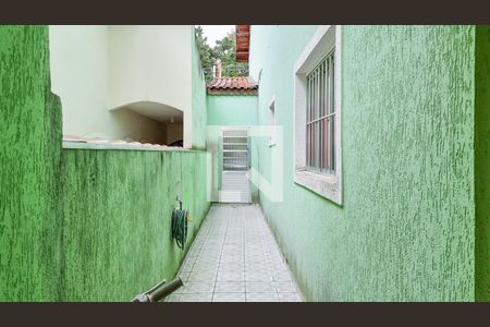 Casa à venda com 100m², 3 quartos e 1 vaga Casa à venda com 100m², 3 quartos e 1 vagaCorredor