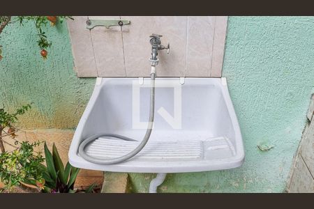 Casa à venda com 100m², 3 quartos e 1 vaga Casa à venda com 100m², 3 quartos e 1 vagaLavanderia