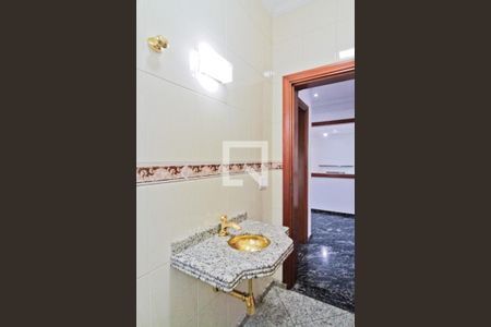 Casa à venda com 600m², 5 quartos e 7 vagas Casa à venda com 600m², 5 quartos e 7 vagasLavabo