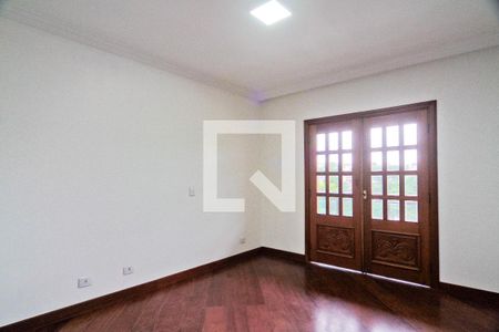 Casa à venda com 600m², 5 quartos e 7 vagas Casa à venda com 600m², 5 quartos e 7 vagasSuíte 3