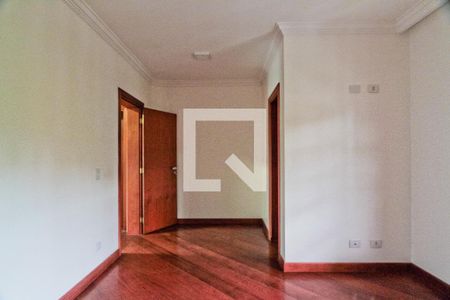 Casa à venda com 600m², 5 quartos e 7 vagas Casa à venda com 600m², 5 quartos e 7 vagasSuíte 1