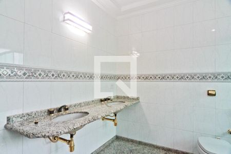 Casa à venda com 600m², 5 quartos e 7 vagas Casa à venda com 600m², 5 quartos e 7 vagasBanheiro da Suíte 2