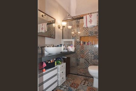 Casa à venda com 120m², 2 quartos e 1 vagaBanheiro