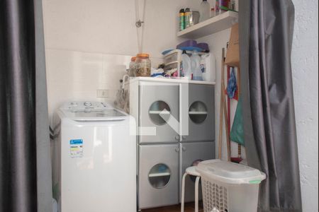 Casa à venda com 120m², 2 quartos e 1 vagaÁrea de Serviço