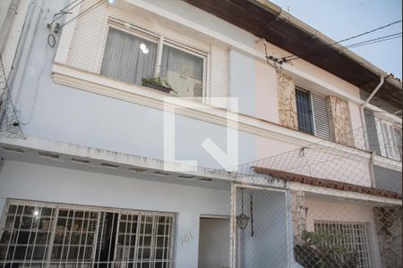 Casa à venda com 120m², 2 quartos e 1 vagaFachada