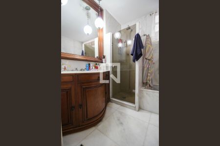 Banheiro da Suíte de apartamento para alugar com 3 quartos, 129m² em Tijuca, Rio de Janeiro