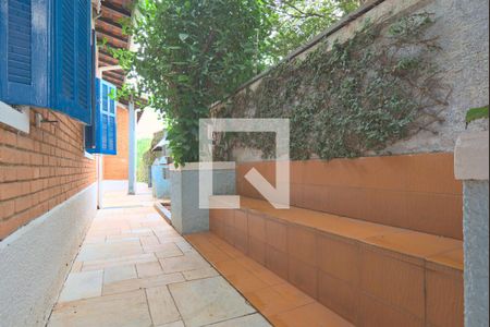 Casa para alugar com 205m², 3 quartos e 3 vagas Casa para alugar com 205m², 3 quartos e 3 vagasQuintal Lateral