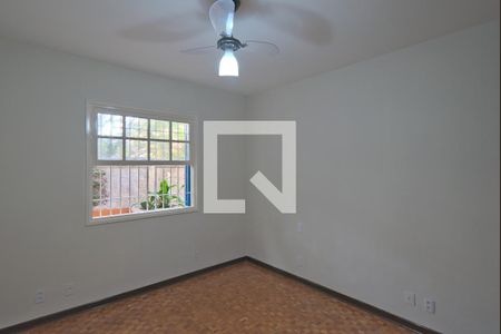 Casa para alugar com 205m², 3 quartos e 3 vagas Casa para alugar com 205m², 3 quartos e 3 vagasQuarto 2