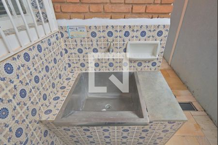 Casa para alugar com 205m², 3 quartos e 3 vagas Casa para alugar com 205m², 3 quartos e 3 vagasÁrea de Serviço 2 - Lateral