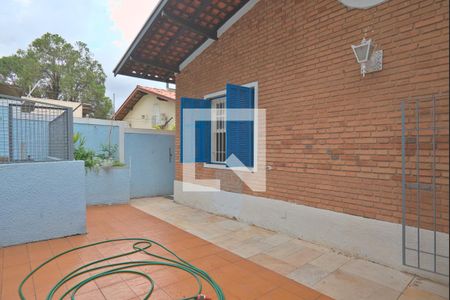 Casa para alugar com 205m², 3 quartos e 3 vagas Casa para alugar com 205m², 3 quartos e 3 vagasQuintal