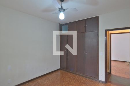 Casa para alugar com 205m², 3 quartos e 3 vagas Casa para alugar com 205m², 3 quartos e 3 vagasQuarto 2