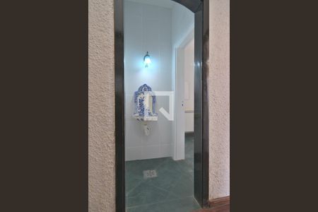 Casa para alugar com 205m², 3 quartos e 3 vagas Casa para alugar com 205m², 3 quartos e 3 vagasBanheiro Social