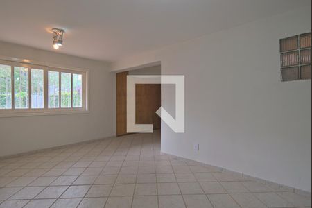 Casa para alugar com 205m², 3 quartos e 3 vagas Casa para alugar com 205m², 3 quartos e 3 vagasSala 4 - Andar inferior