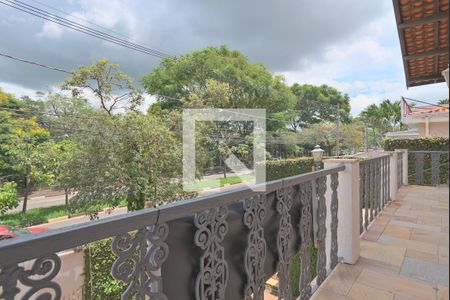Casa para alugar com 205m², 3 quartos e 3 vagas Casa para alugar com 205m², 3 quartos e 3 vagasVaranda da frente