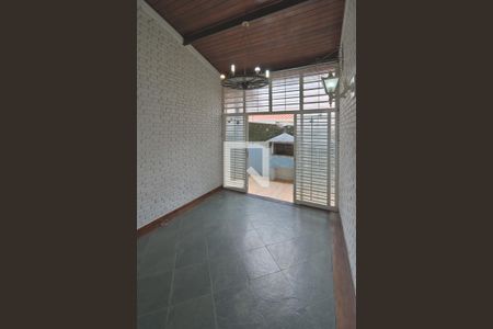 Casa para alugar com 205m², 3 quartos e 3 vagas Casa para alugar com 205m², 3 quartos e 3 vagasSala 3