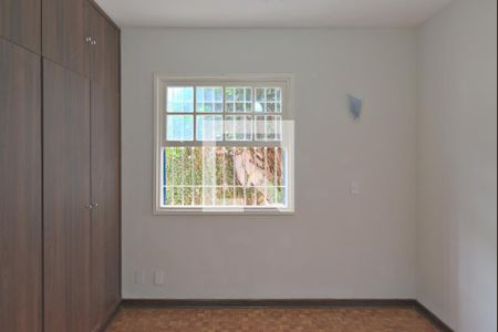 Casa para alugar com 205m², 3 quartos e 3 vagas Casa para alugar com 205m², 3 quartos e 3 vagasQuarto 1
