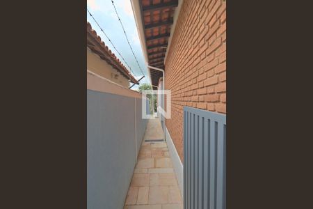 Casa para alugar com 205m², 3 quartos e 3 vagas Casa para alugar com 205m², 3 quartos e 3 vagasÁrea de Serviço 2 - Lateral
