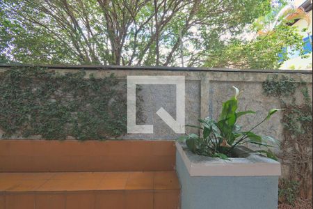 Casa para alugar com 205m², 3 quartos e 3 vagas Casa para alugar com 205m², 3 quartos e 3 vagasVista do Quarto 2