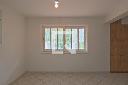 Casa para alugar com 205m², 3 quartos e 3 vagas Casa para alugar com 205m², 3 quartos e 3 vagasSala 4 - Andar inferior
