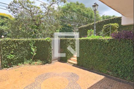 Casa para alugar com 205m², 3 quartos e 3 vagas Casa para alugar com 205m², 3 quartos e 3 vagasFrente