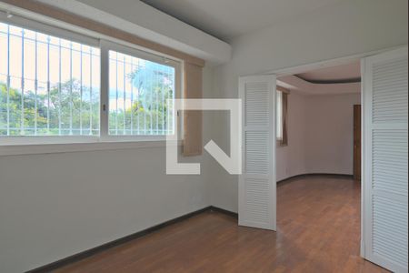 Sala 2 de casa para alugar com 3 quartos, 205m² em Jardim Chapadão, Campinas
