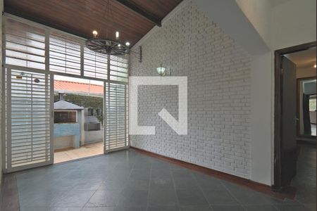 Casa para alugar com 205m², 3 quartos e 3 vagas Casa para alugar com 205m², 3 quartos e 3 vagasSala 3