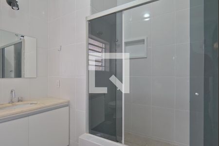 Casa para alugar com 205m², 3 quartos e 3 vagas Casa para alugar com 205m², 3 quartos e 3 vagasBanheiro Social
