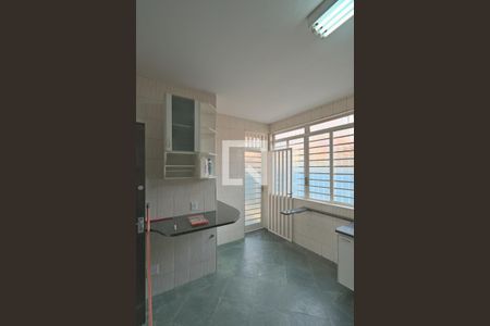 Casa para alugar com 205m², 3 quartos e 3 vagas Casa para alugar com 205m², 3 quartos e 3 vagasCozinha
