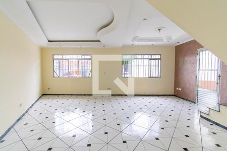 Casa para alugar com 160m², 3 quartos e 4 vagasSala