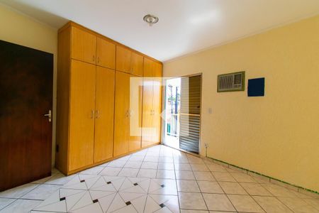 Casa para alugar com 160m², 3 quartos e 4 vagasSuíte