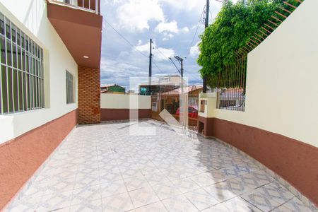 Garagem de casa para alugar com 3 quartos, 160m² em Jardim Brasilia , São Paulo