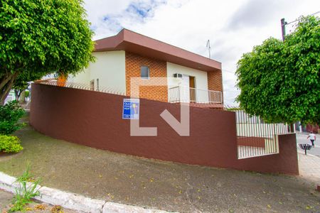 Fachada de casa para alugar com 3 quartos, 160m² em Jardim Brasilia , São Paulo