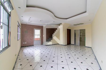 Casa para alugar com 160m², 3 quartos e 4 vagasSala