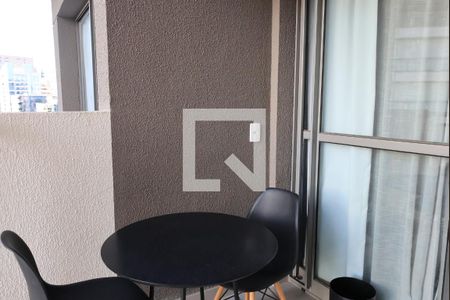 Varanda de kitnet/studio para alugar com 1 quarto, 30m² em Vila Nova Conceição, São Paulo