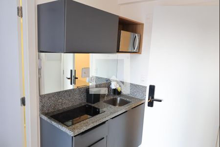 Sala/Cozinha de kitnet/studio para alugar com 1 quarto, 30m² em Vila Nova Conceição, São Paulo
