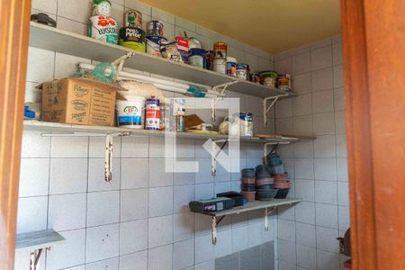 Casa à venda com 174m², 3 quartos e 5 vagas Casa à venda com 174m², 3 quartos e 5 vagasQuarto da Bomba