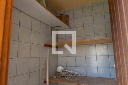 Casa à venda com 174m², 3 quartos e 5 vagas Casa à venda com 174m², 3 quartos e 5 vagasDespensa 1