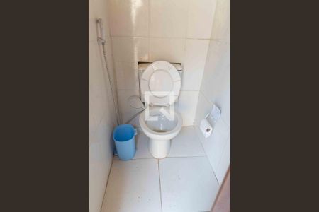 Casa à venda com 174m², 3 quartos e 5 vagas Casa à venda com 174m², 3 quartos e 5 vagasBanheiro de Serviço