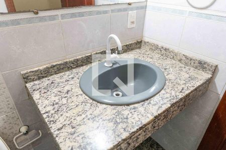 Casa à venda com 174m², 3 quartos e 5 vagas Casa à venda com 174m², 3 quartos e 5 vagasBanheiro da Suíte 1