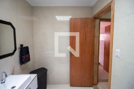 Casa para alugar com 170m², 3 quartos e 3 vagasBanheiro 2