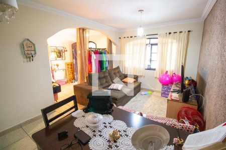 Sala de casa para alugar com 3 quartos, 170m² em Vila Verde, São Paulo