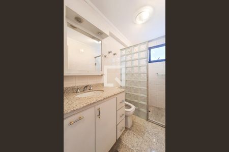 Apartamento para alugar com 120m², 3 quartos e 2 vagasBanheiro