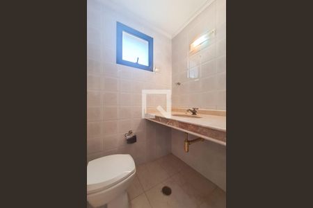 Lavabo de apartamento para alugar com 3 quartos, 120m² em Água Fria, São Paulo