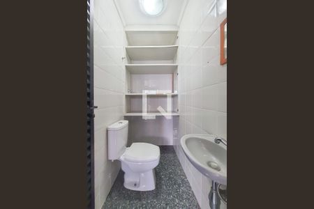 Apartamento para alugar com 120m², 3 quartos e 2 vagasBanheiro de serviço