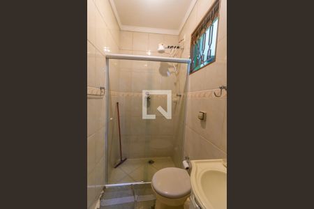 Casa à venda com 270m², 5 quartos e 4 vagas Casa à venda com 270m², 5 quartos e 4 vagasBanheiro da Suíte 1