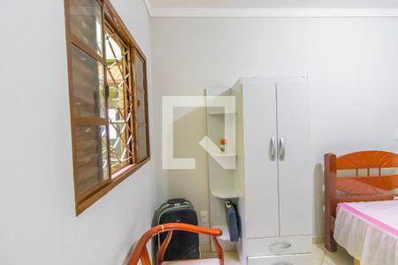 Casa à venda com 270m², 5 quartos e 4 vagas Casa à venda com 270m², 5 quartos e 4 vagasSuíte 1