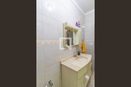 Casa à venda com 270m², 5 quartos e 4 vagas Casa à venda com 270m², 5 quartos e 4 vagasBanheiro