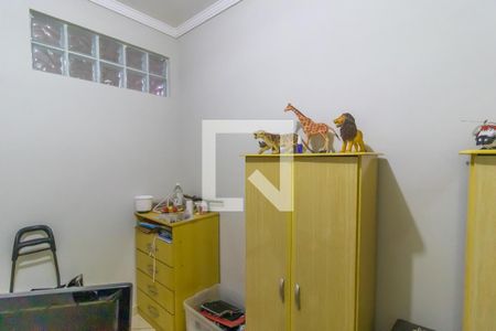 Casa à venda com 270m², 5 quartos e 4 vagas Casa à venda com 270m², 5 quartos e 4 vagasEscritório